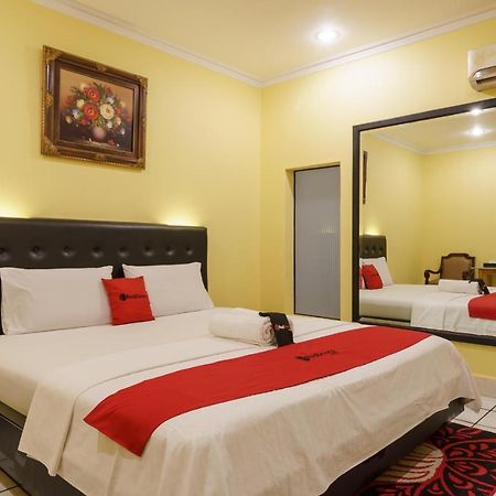 Reddoorz Plus Near Ancol Jakarta Buitenkant foto