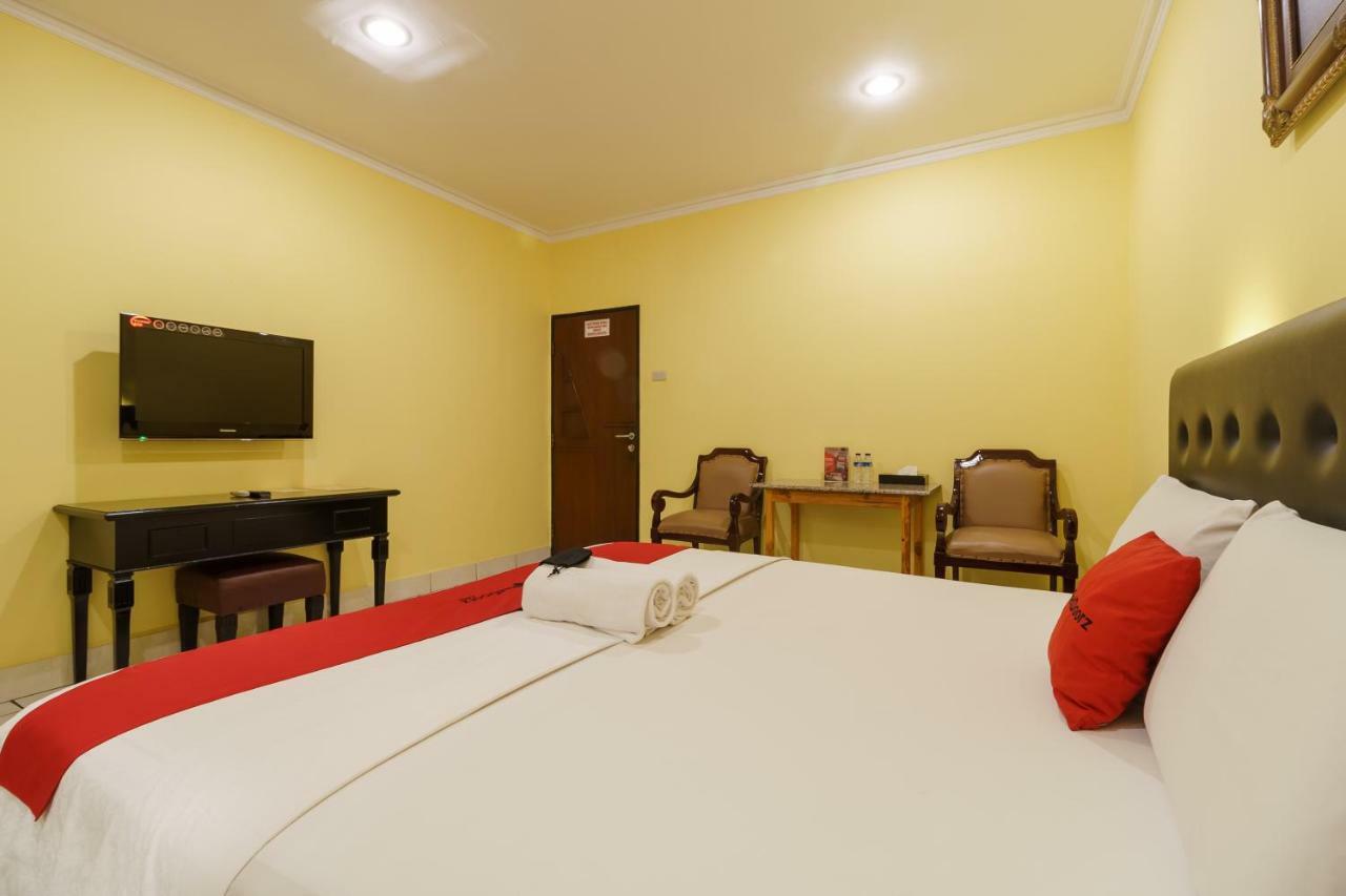 Reddoorz Plus Near Ancol Jakarta Buitenkant foto