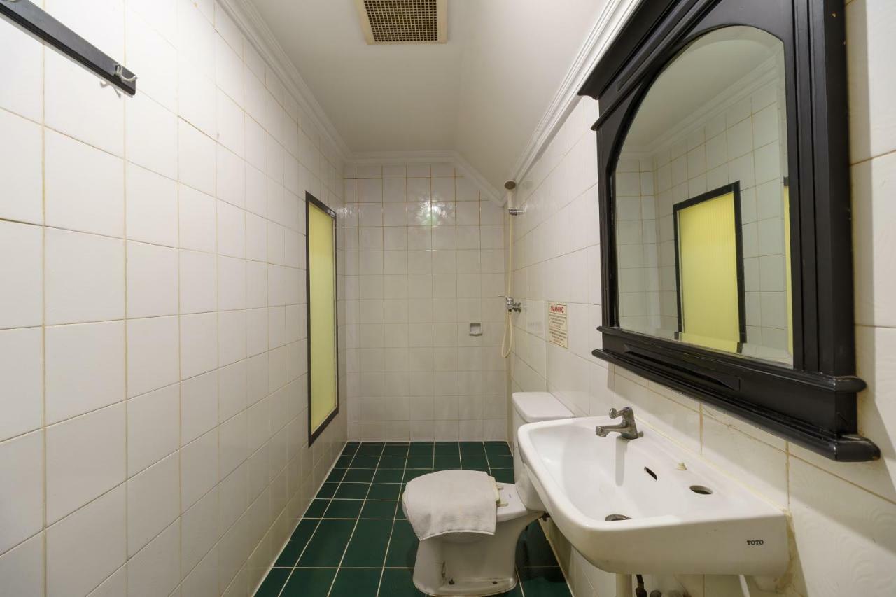 Reddoorz Plus Near Ancol Jakarta Buitenkant foto