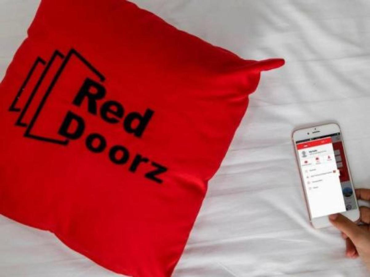 Reddoorz Plus Near Ancol Jakarta Buitenkant foto